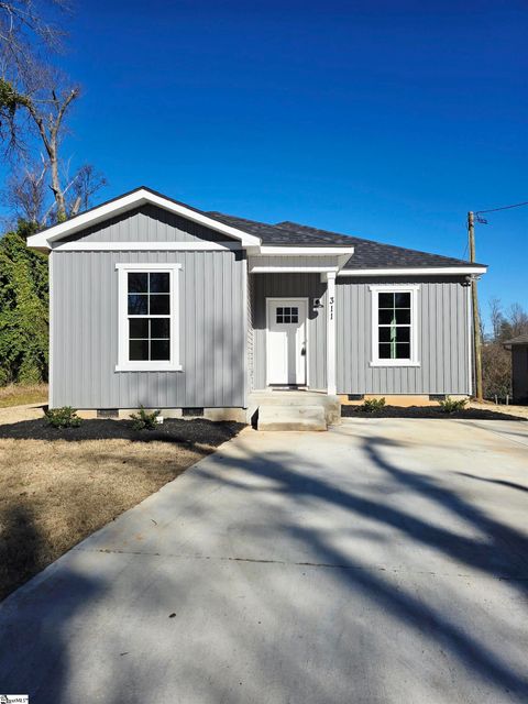Photo of 311 Tribble Street, Seneca, SC 29678 (MLS # 1582120)