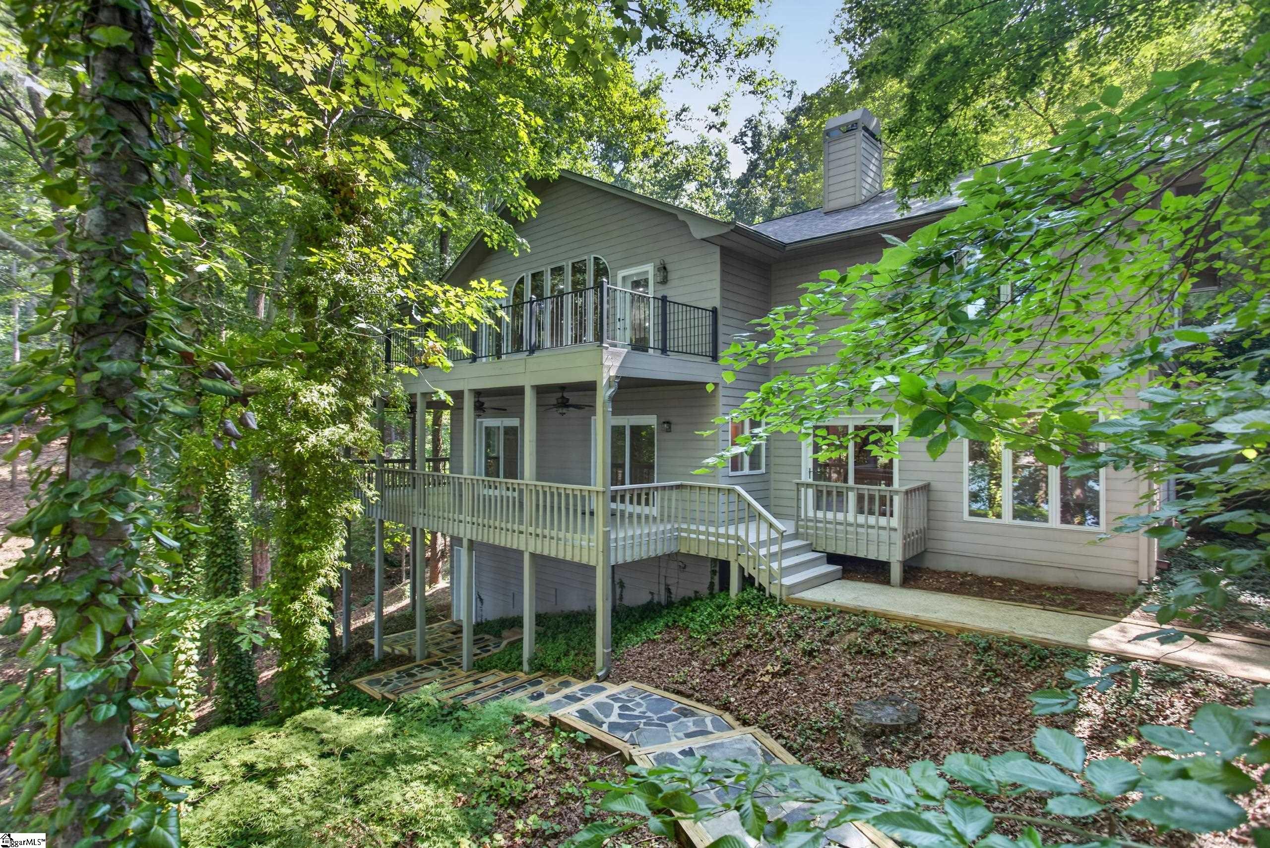 12 Lookout Lane