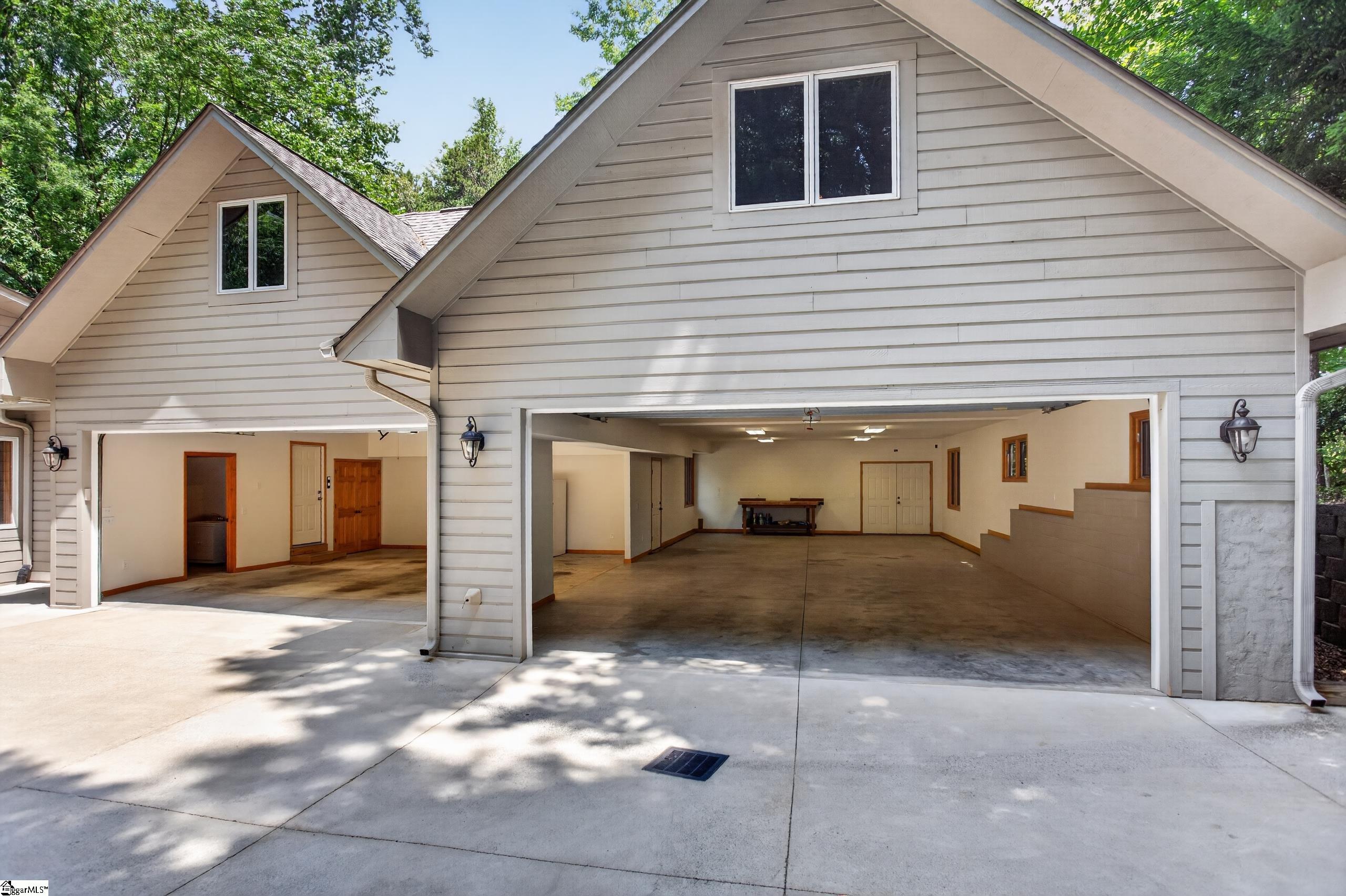 12 Lookout Lane