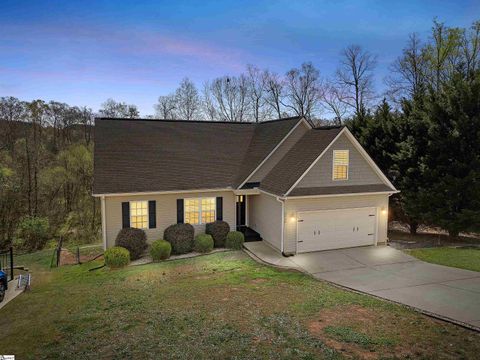 Photo of 2520 Linmar Circle, Anderson, SC 29621 (MLS # 1591961)