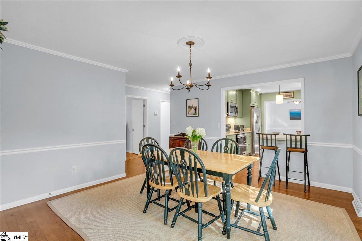 Taylors, South Carolina 29687, United States, 3 Bedrooms Bedrooms, ,3 BathroomsBathrooms,Residential,Active,233899