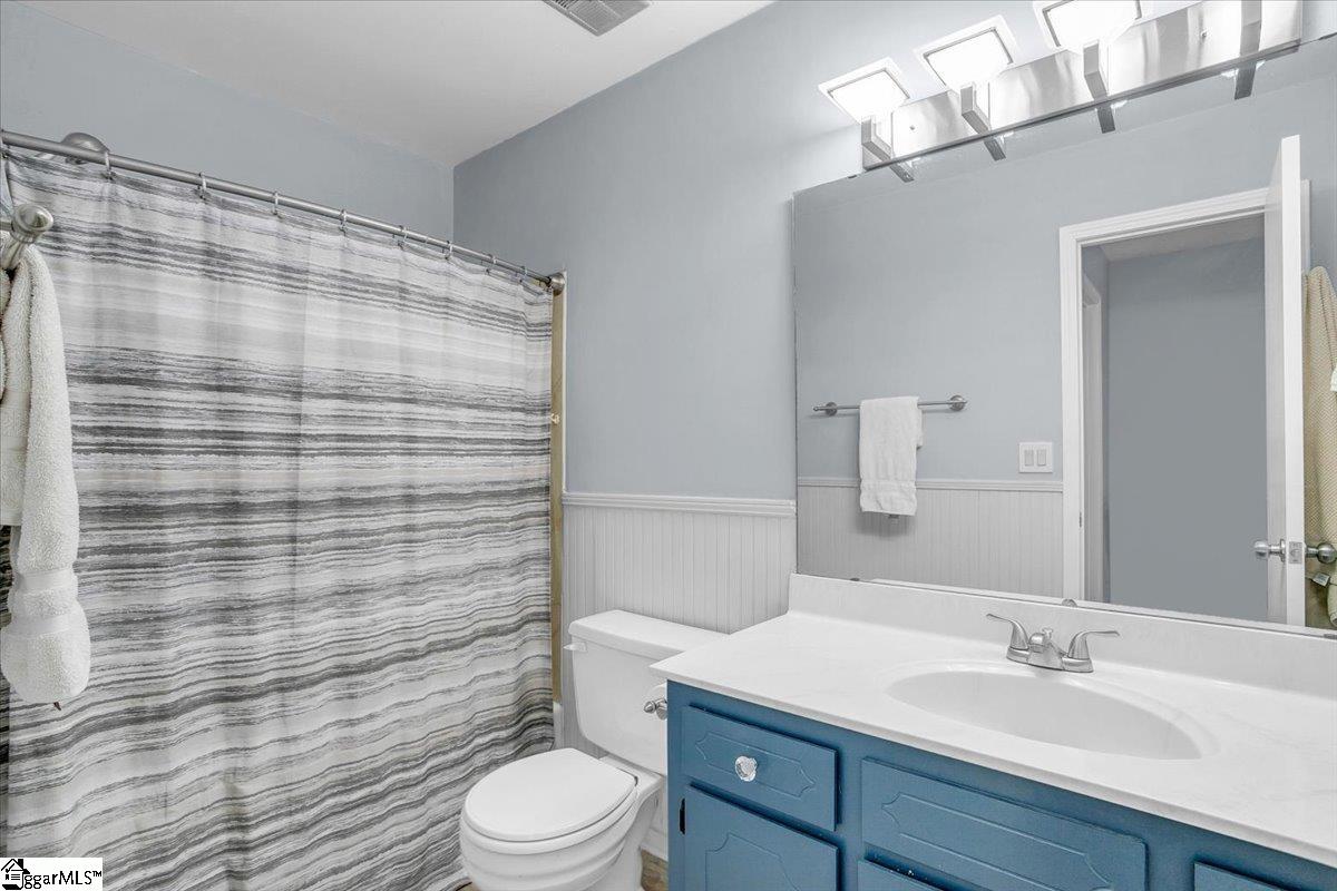 Taylors, South Carolina 29687, United States, 3 Bedrooms Bedrooms, ,3 BathroomsBathrooms,Residential,Active,233899