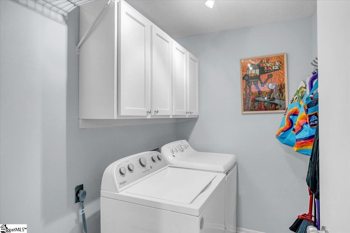 Taylors, South Carolina 29687, United States, 3 Bedrooms Bedrooms, ,3 BathroomsBathrooms,Residential,Active,233899