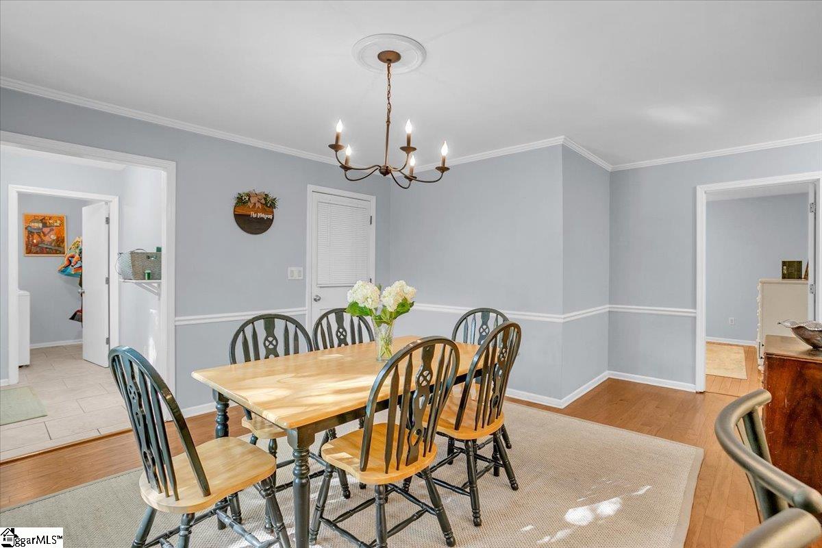 Taylors, South Carolina 29687, United States, 3 Bedrooms Bedrooms, ,3 BathroomsBathrooms,Residential,Active,233899