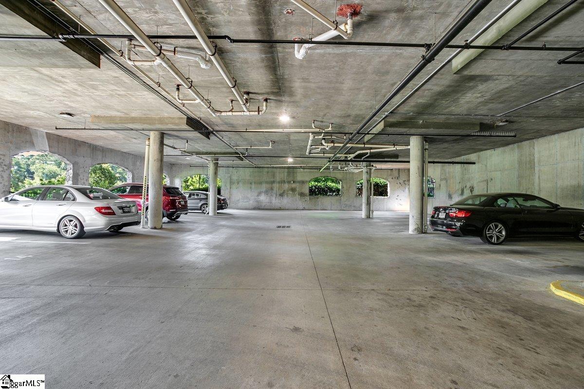 Greenville, South Carolina 29601, United States, 2 Bedrooms Bedrooms, ,3 BathroomsBathrooms,Residential,Active,171502