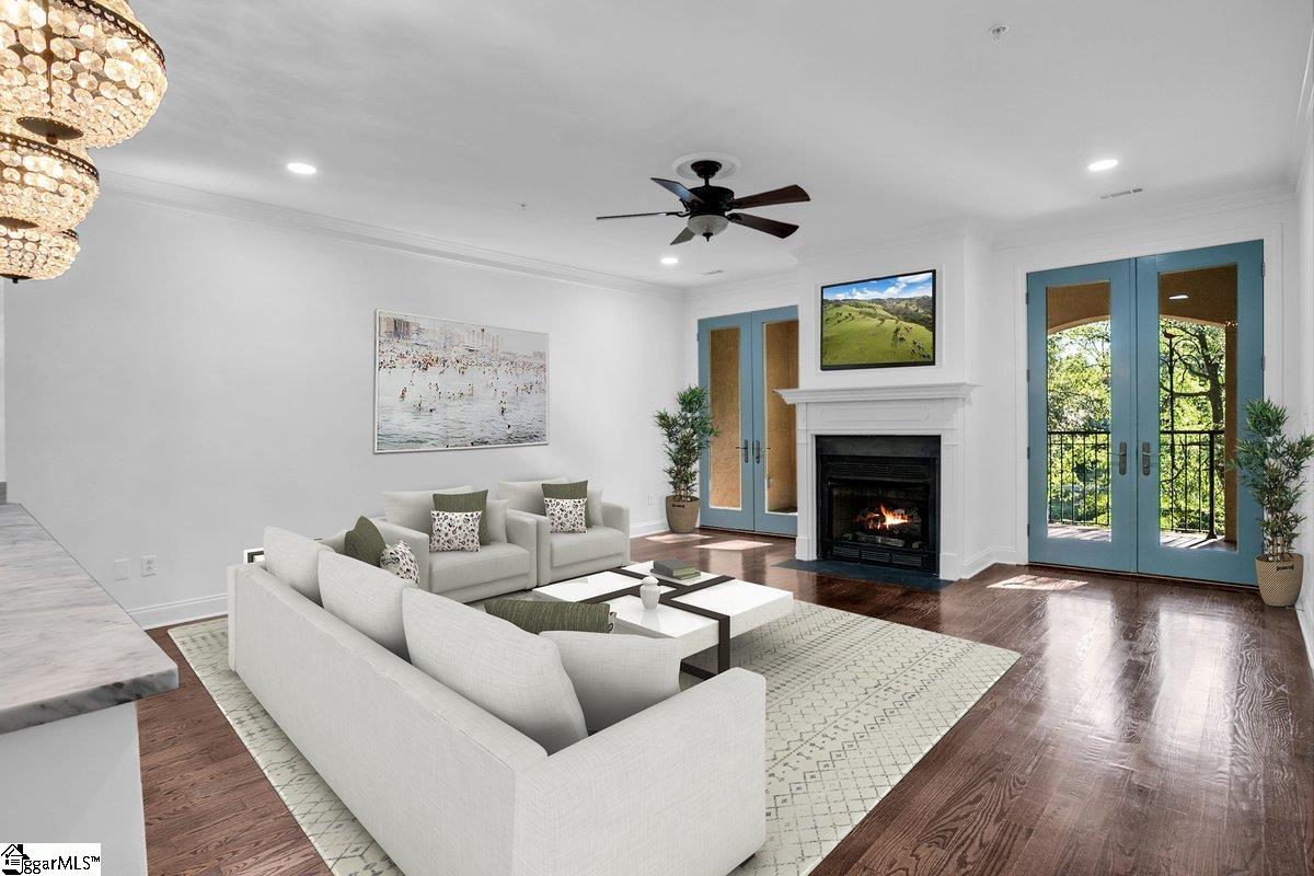 Greenville, South Carolina 29601, United States, 2 Bedrooms Bedrooms, ,3 BathroomsBathrooms,Residential,Active,171502