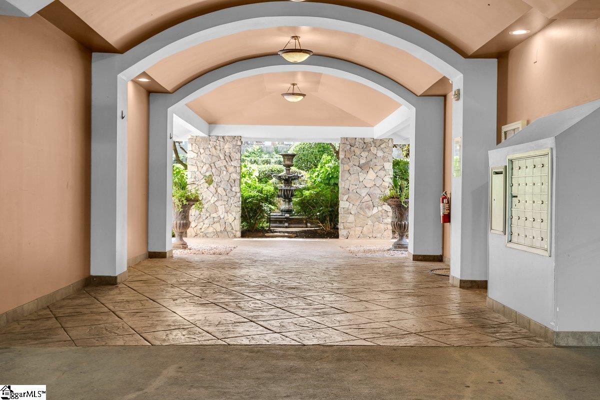 Greenville, South Carolina 29601, United States, 2 Bedrooms Bedrooms, ,3 BathroomsBathrooms,Residential,Active,171502