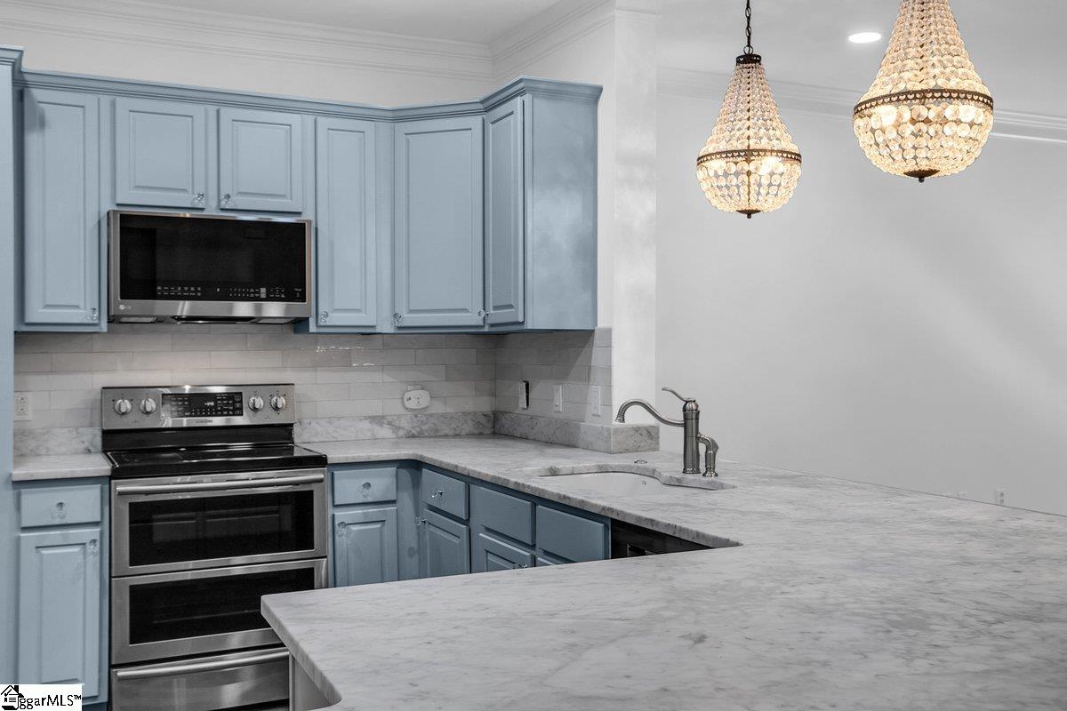 Greenville, South Carolina 29601, United States, 2 Bedrooms Bedrooms, ,3 BathroomsBathrooms,Residential,Active,171502