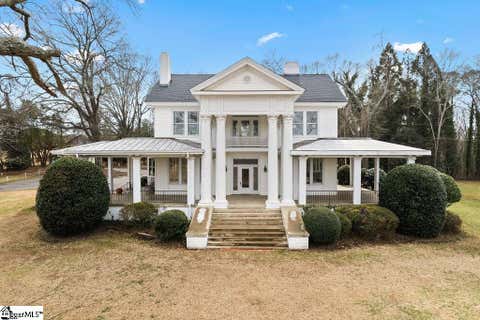Photo for 2000 E River Street