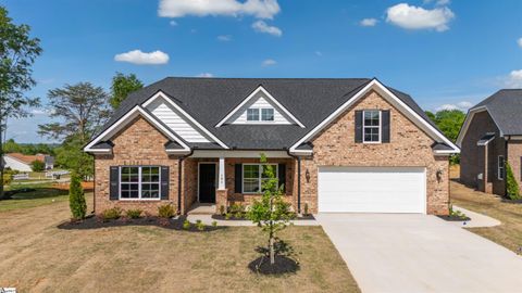 101 Willett Trail Taylors SC 29687