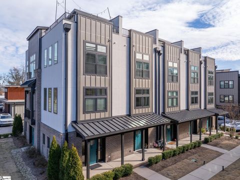 Photo of 121 W Stone Avenue #7, Greenville, SC 29609 (MLS # 1582624)