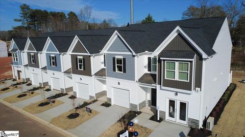 Photo of 6 Stoneview Way, Taylors, SC 29687 (MLS # 1581887)
