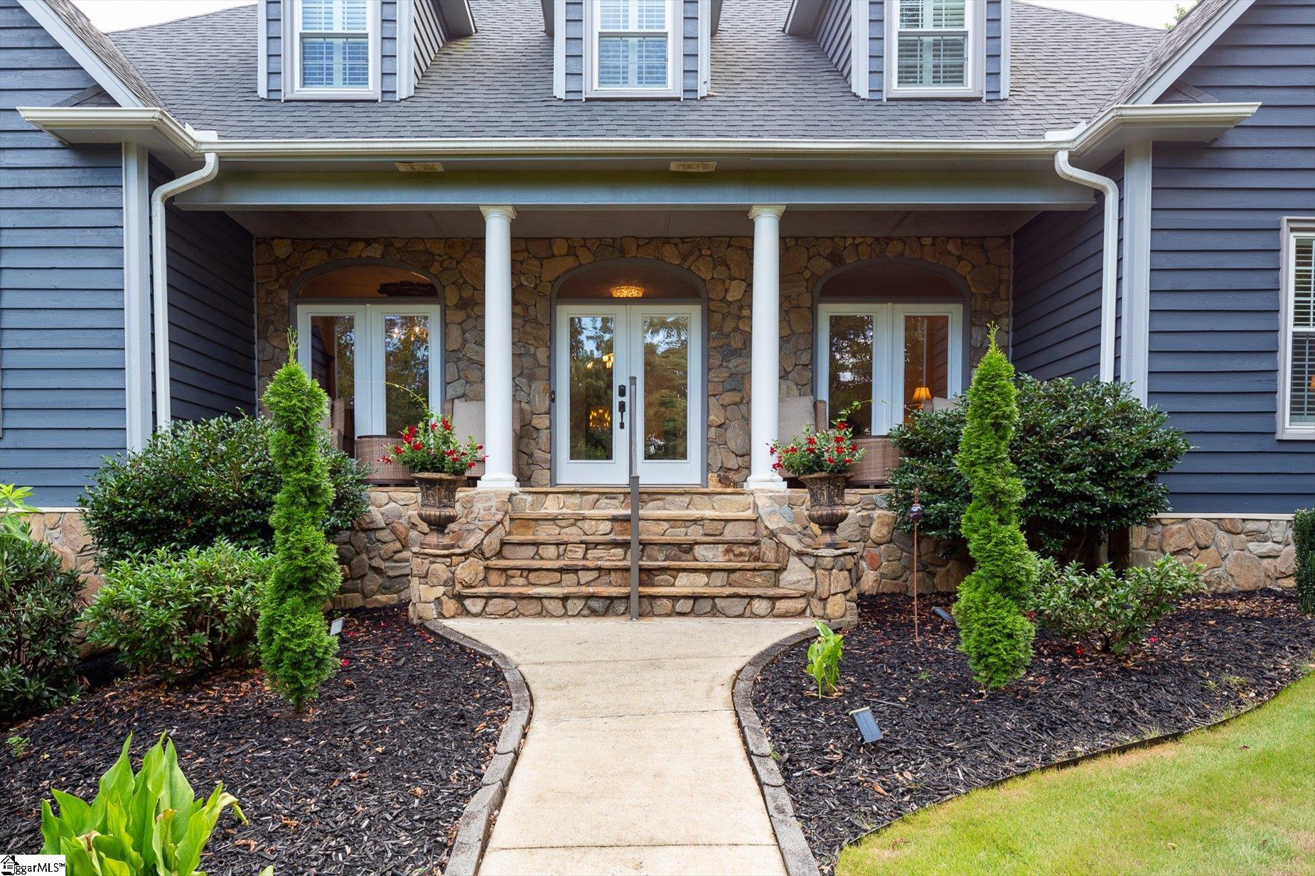 115 S Embler Court
