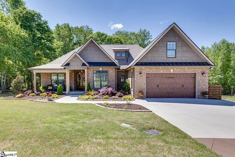 Photo of 105 Siena Drive, Anderson, SC 29621 (MLS # 1588783)