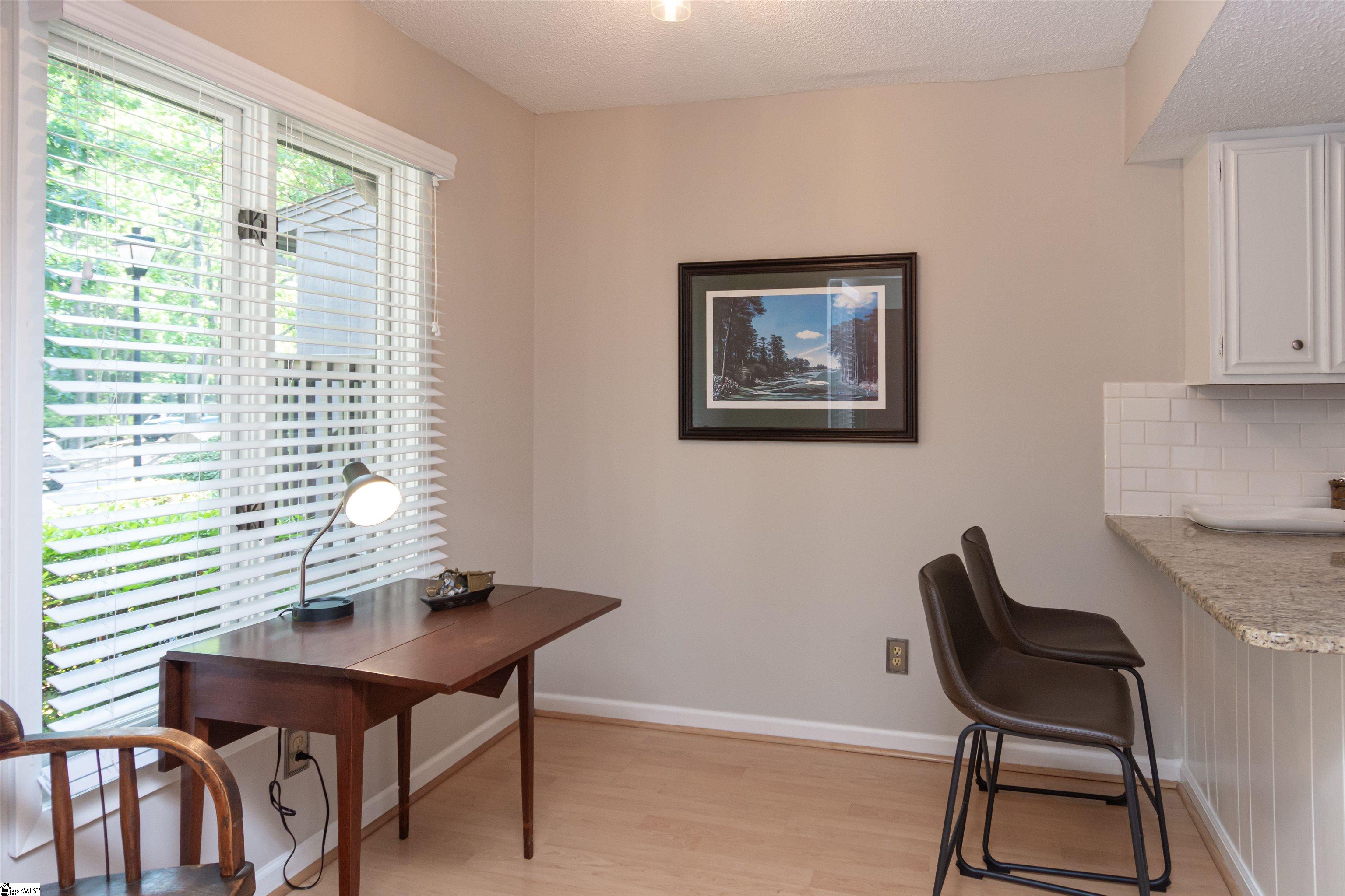 Greenville, South Carolina 29615, United States, 2 Bedrooms Bedrooms, ,3 BathroomsBathrooms,Residential,Active,205739