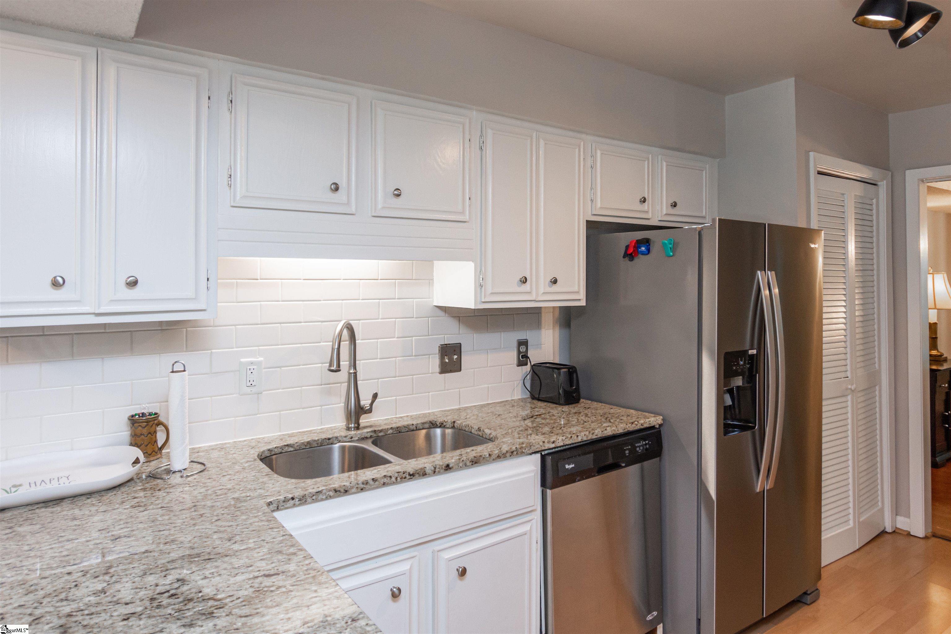 Greenville, South Carolina 29615, United States, 2 Bedrooms Bedrooms, ,3 BathroomsBathrooms,Residential,Active,205739