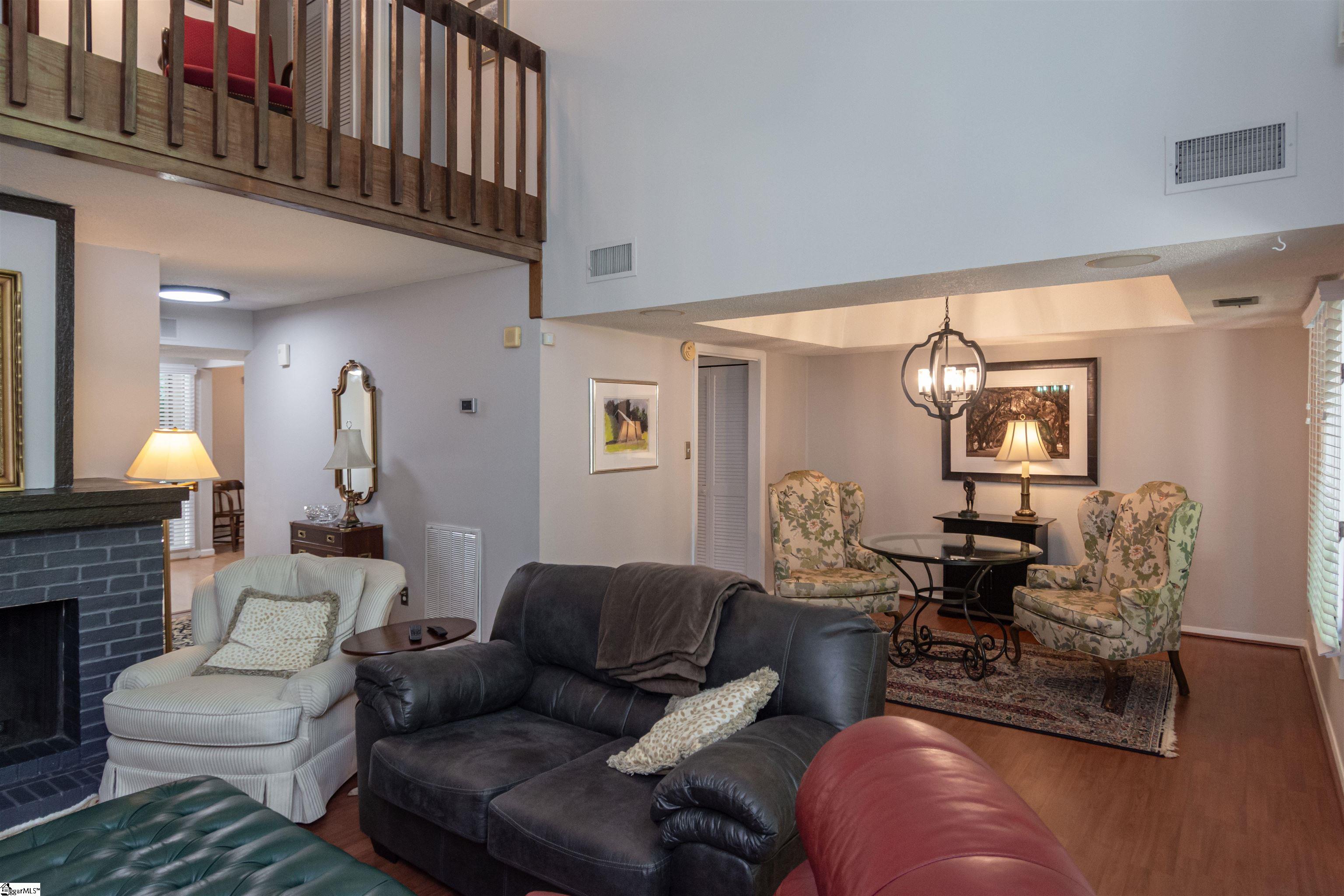 Greenville, South Carolina 29615, United States, 2 Bedrooms Bedrooms, ,3 BathroomsBathrooms,Residential,Active,205739