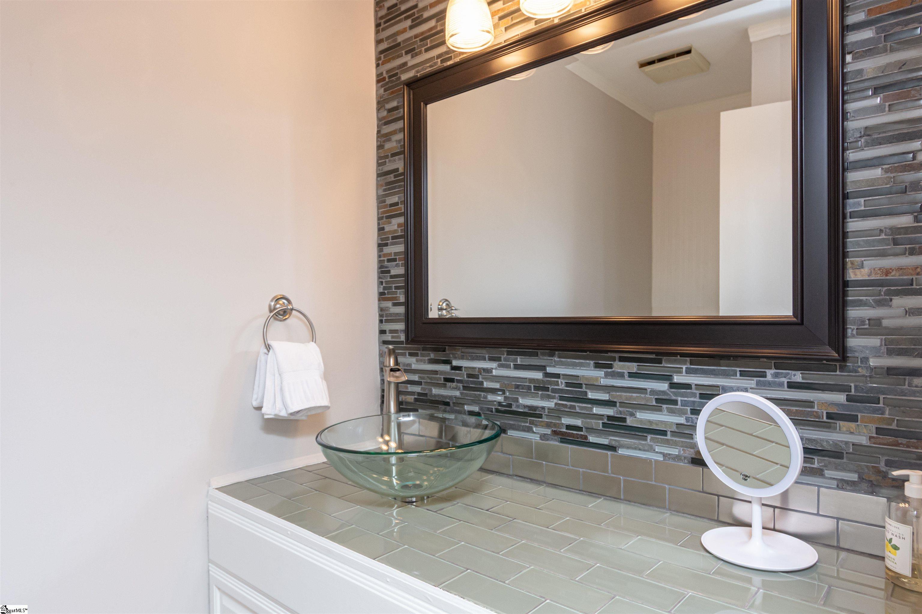 Greenville, South Carolina 29615, United States, 2 Bedrooms Bedrooms, ,3 BathroomsBathrooms,Residential,Active,205739