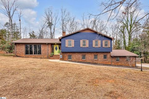 Photo of 6 Devonshire Lane, Greenville, SC 29617 (MLS # 1581762)