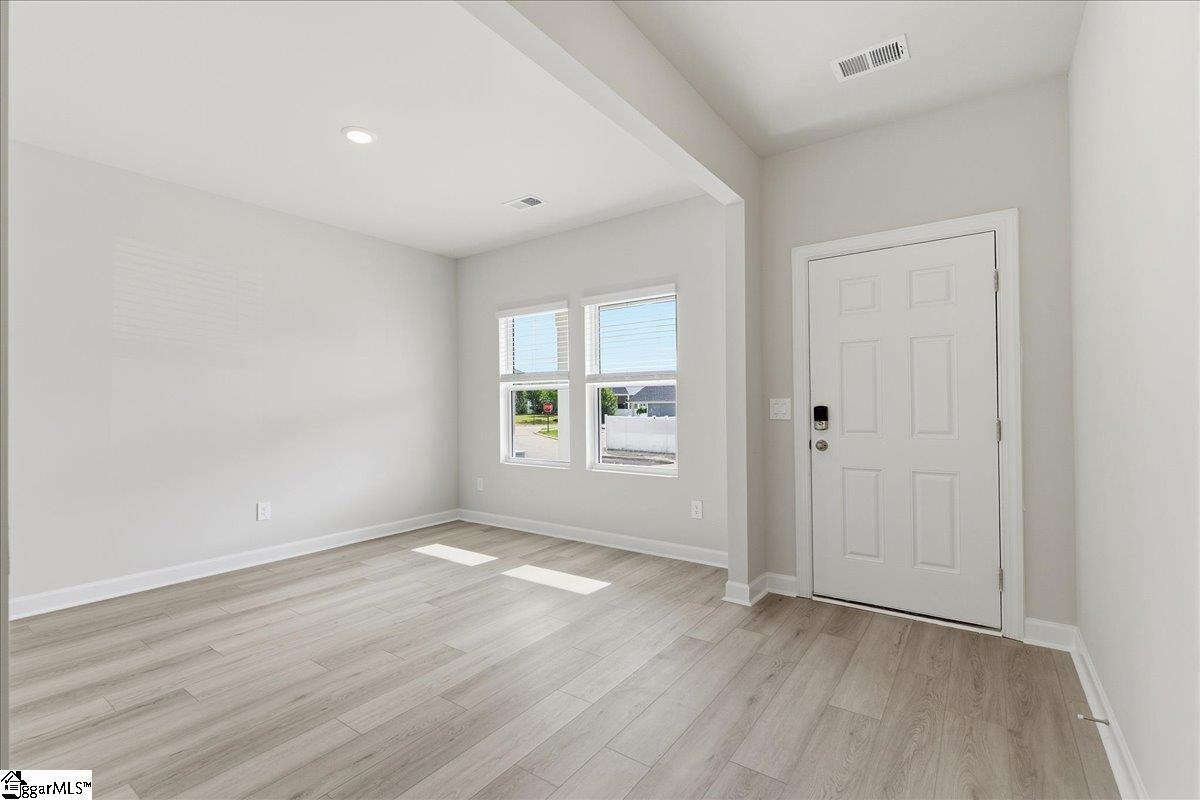 8 Swan Grove Trail