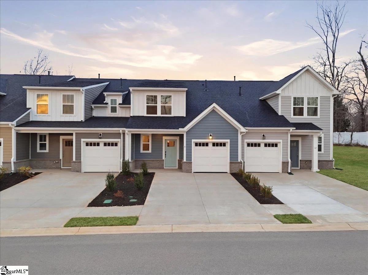 15 Thurlow Court