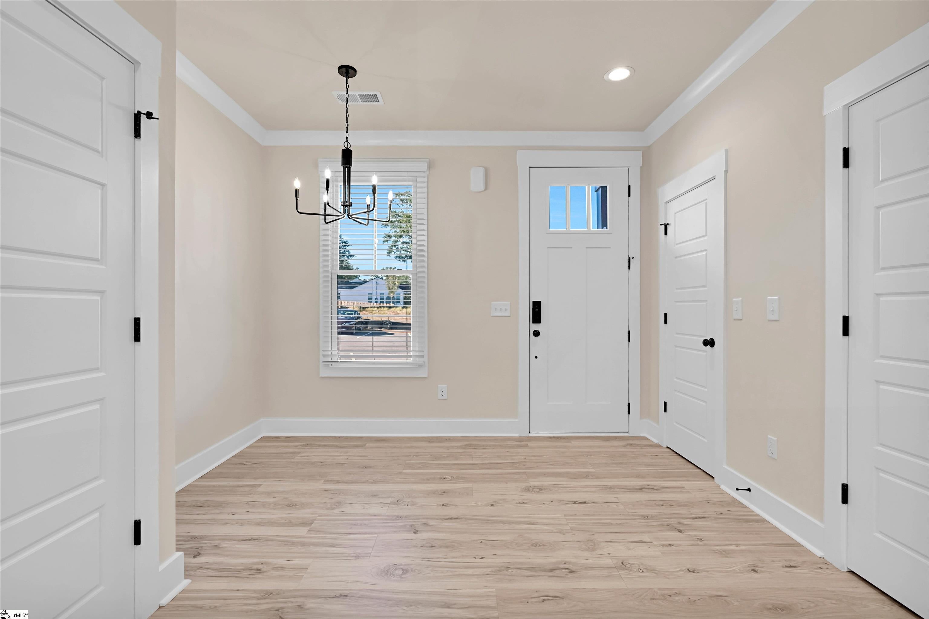 9 Hawthorne Lane