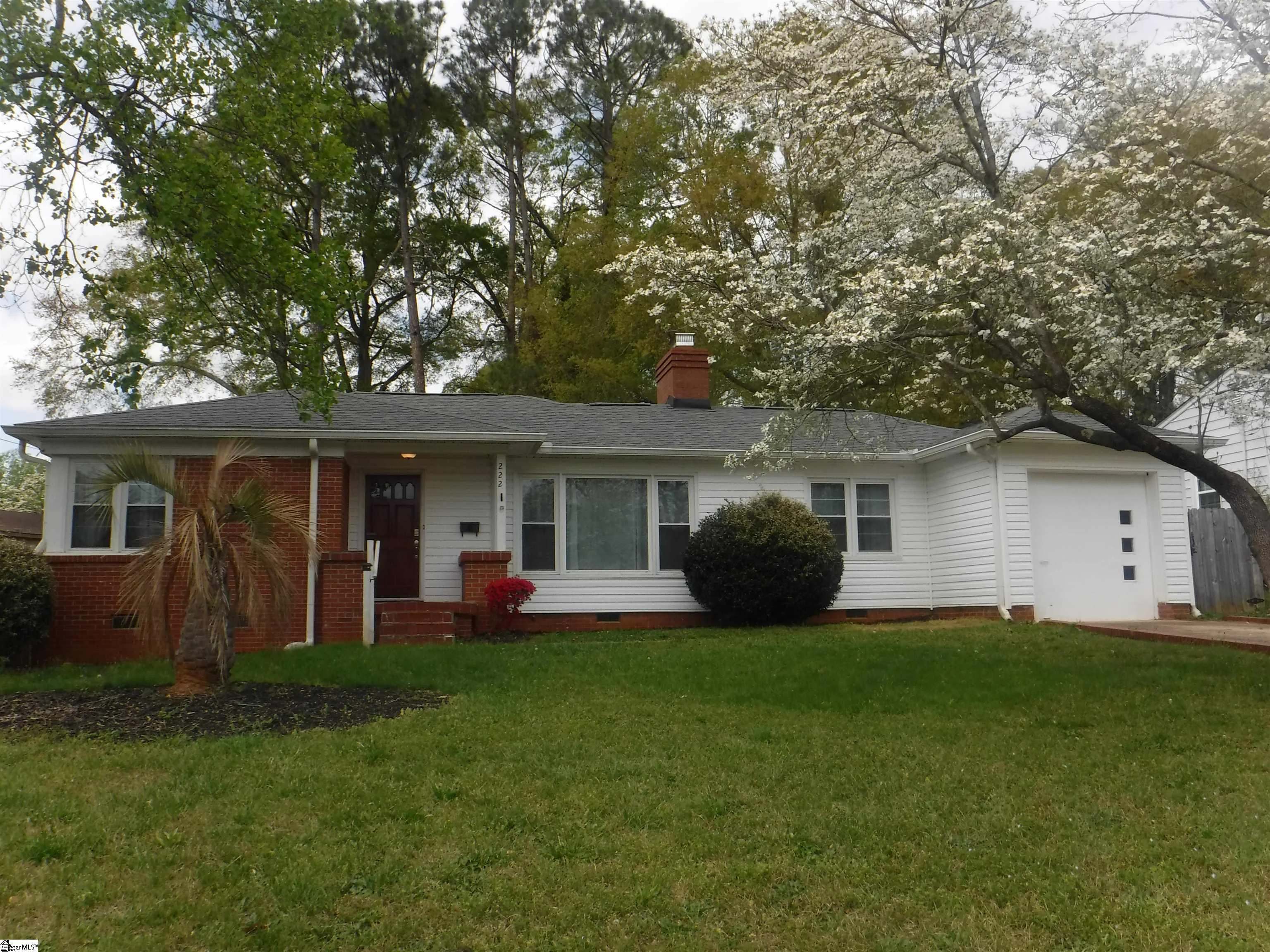 222 Woodview Avenue