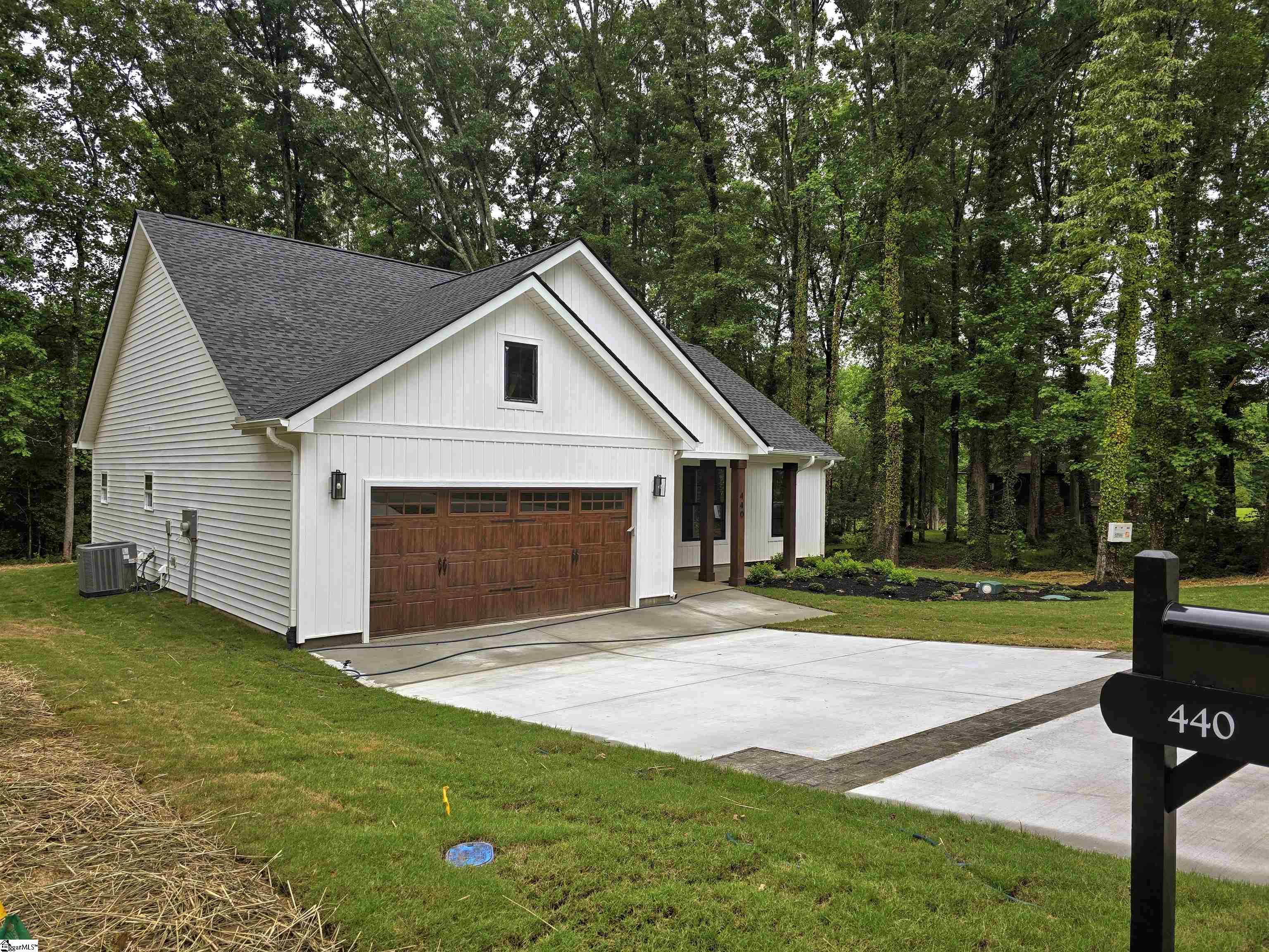 440 Hillandale Road