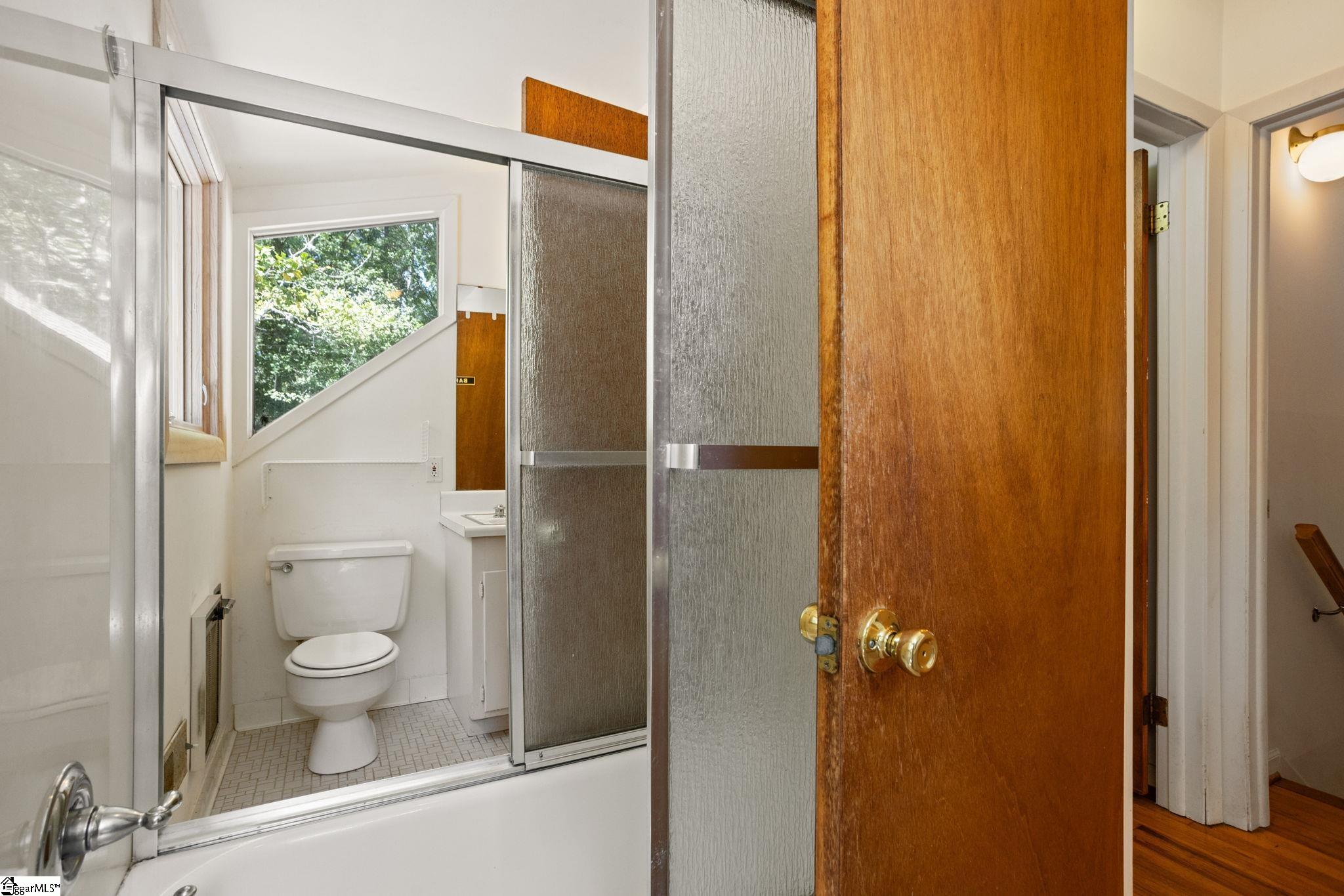 Travelers Rest, South Carolina 29690, United States, 4 Bedrooms Bedrooms, ,3 BathroomsBathrooms,Residential,Active,204919