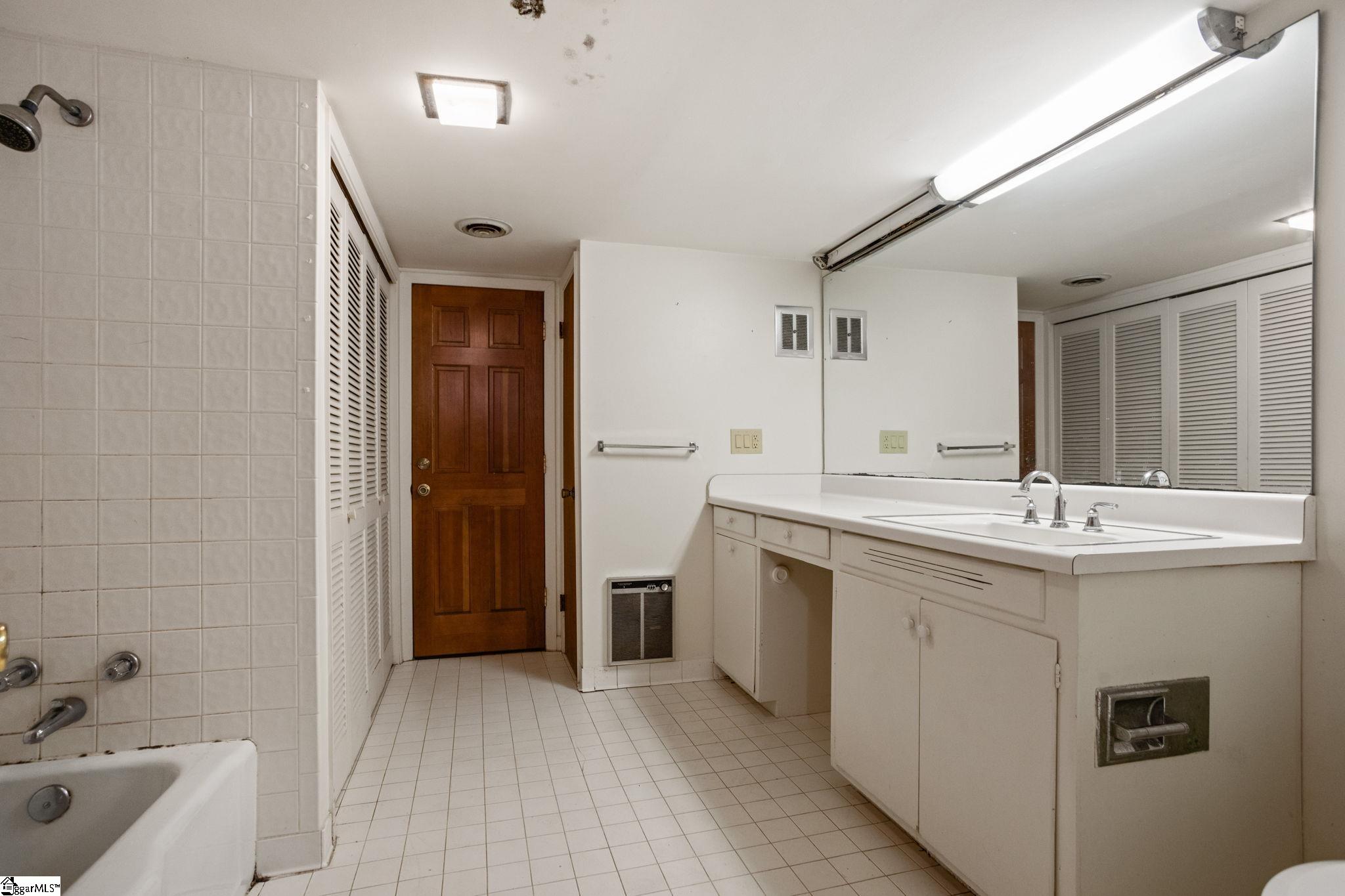 Travelers Rest, South Carolina 29690, United States, 4 Bedrooms Bedrooms, ,3 BathroomsBathrooms,Residential,Active,204919