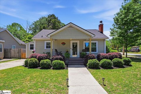 Photo of 219 Sycamore Drive, Greenville, SC 29607 (MLS # 1590231)