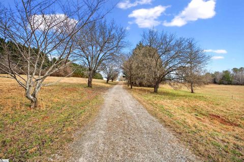 524 Hendricks Road Easley SC 29642