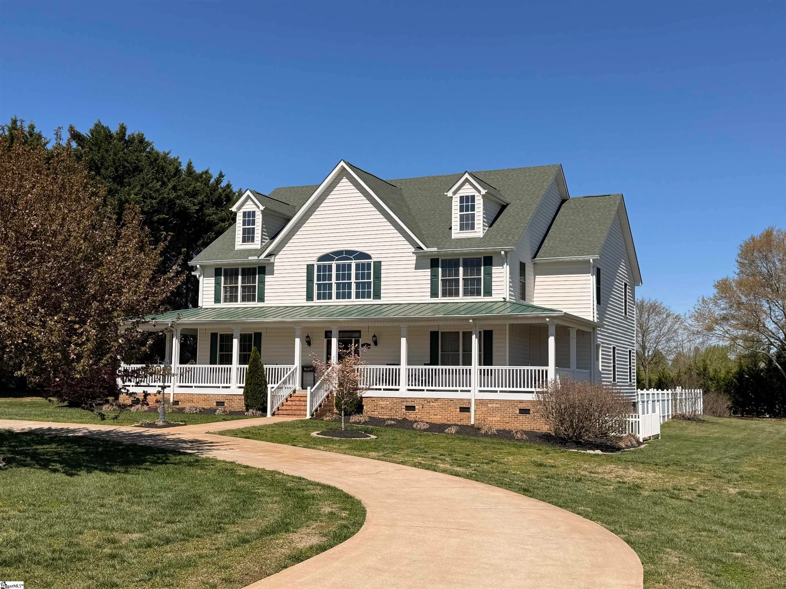 323 Waters Road