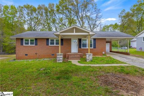 Photo of 815 Winston Drive, Anderson, SC 29624 (MLS # 1578246)
