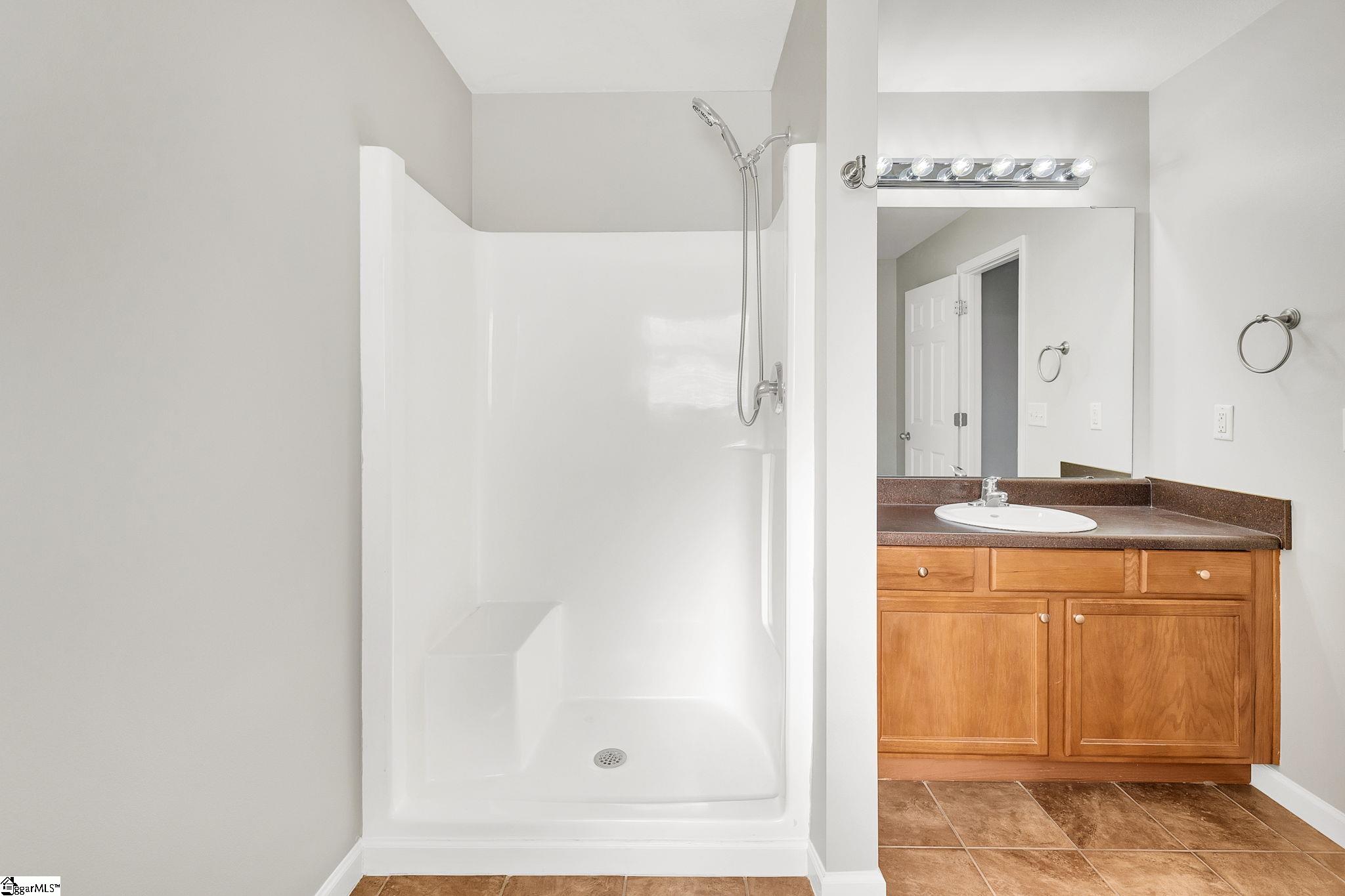 Anderson, South Carolina 29621, United States, 3 Bedrooms Bedrooms, ,2 BathroomsBathrooms,Residential,Pending,179764