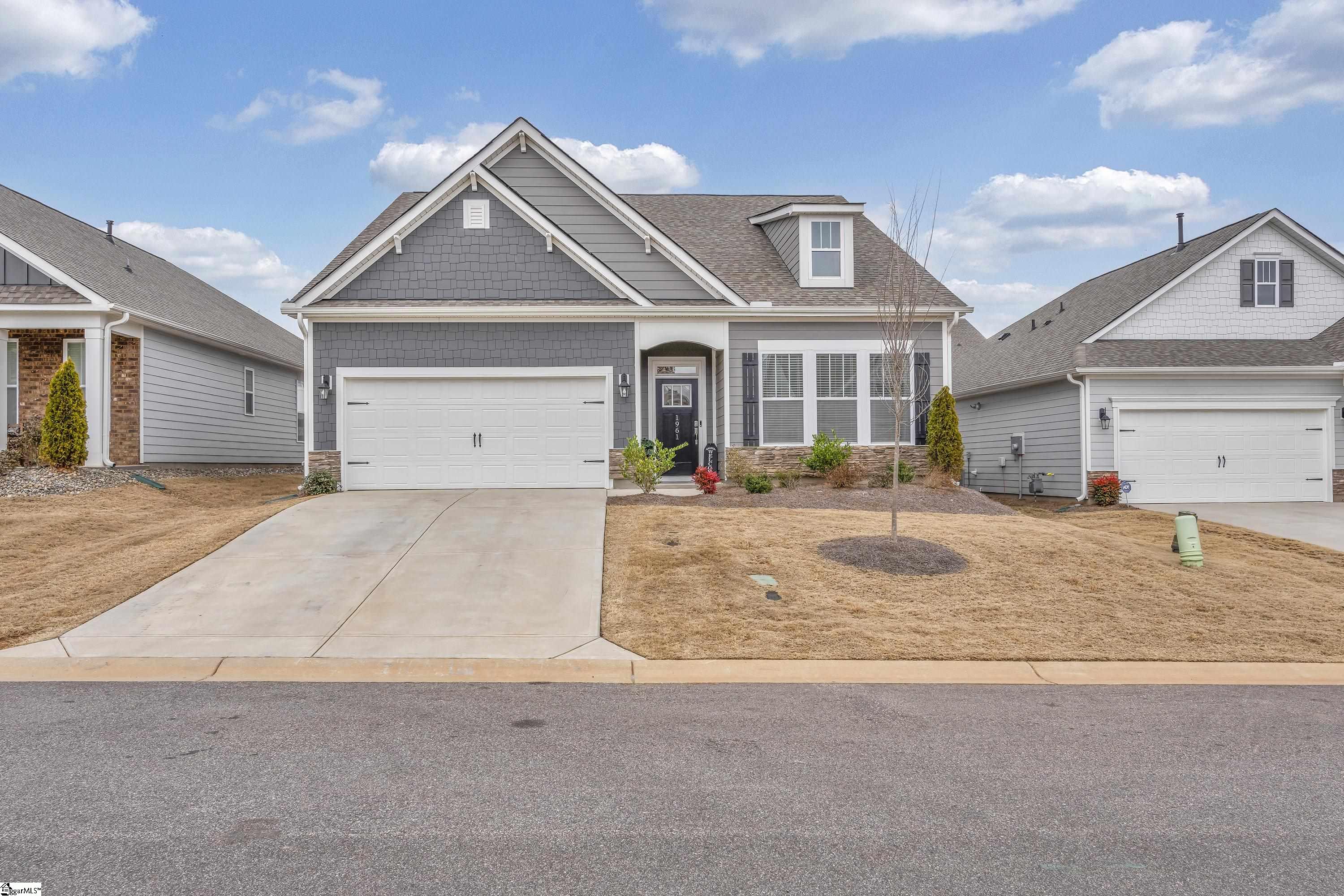 1961 Crumhorn Avenue