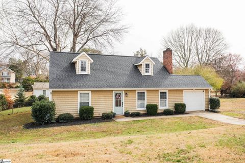 Photo of 103 Downing Place, Greer, SC 29650 (MLS # 1583164)