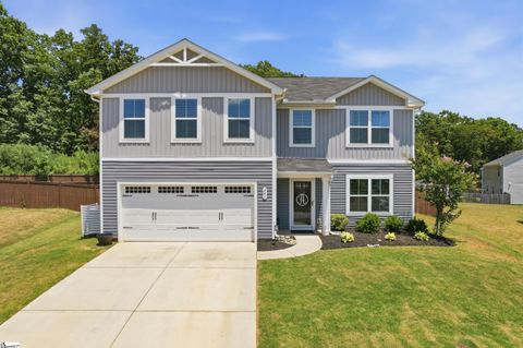Photo of 241 Burr Oak Lane, Piedmont, SC 29673 (MLS # 1597168)