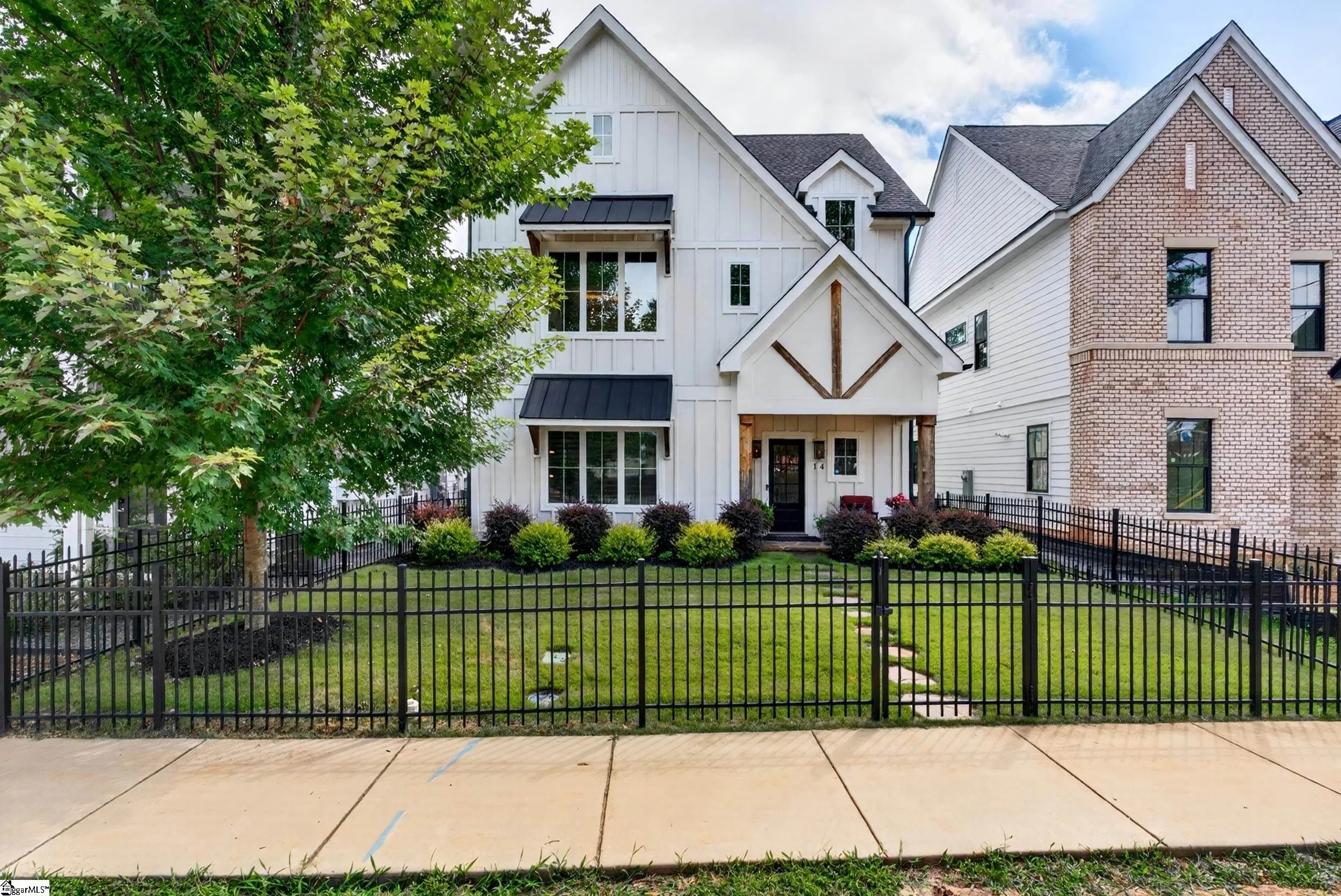 14 Perry Avenue, Greenville, SC, 29601