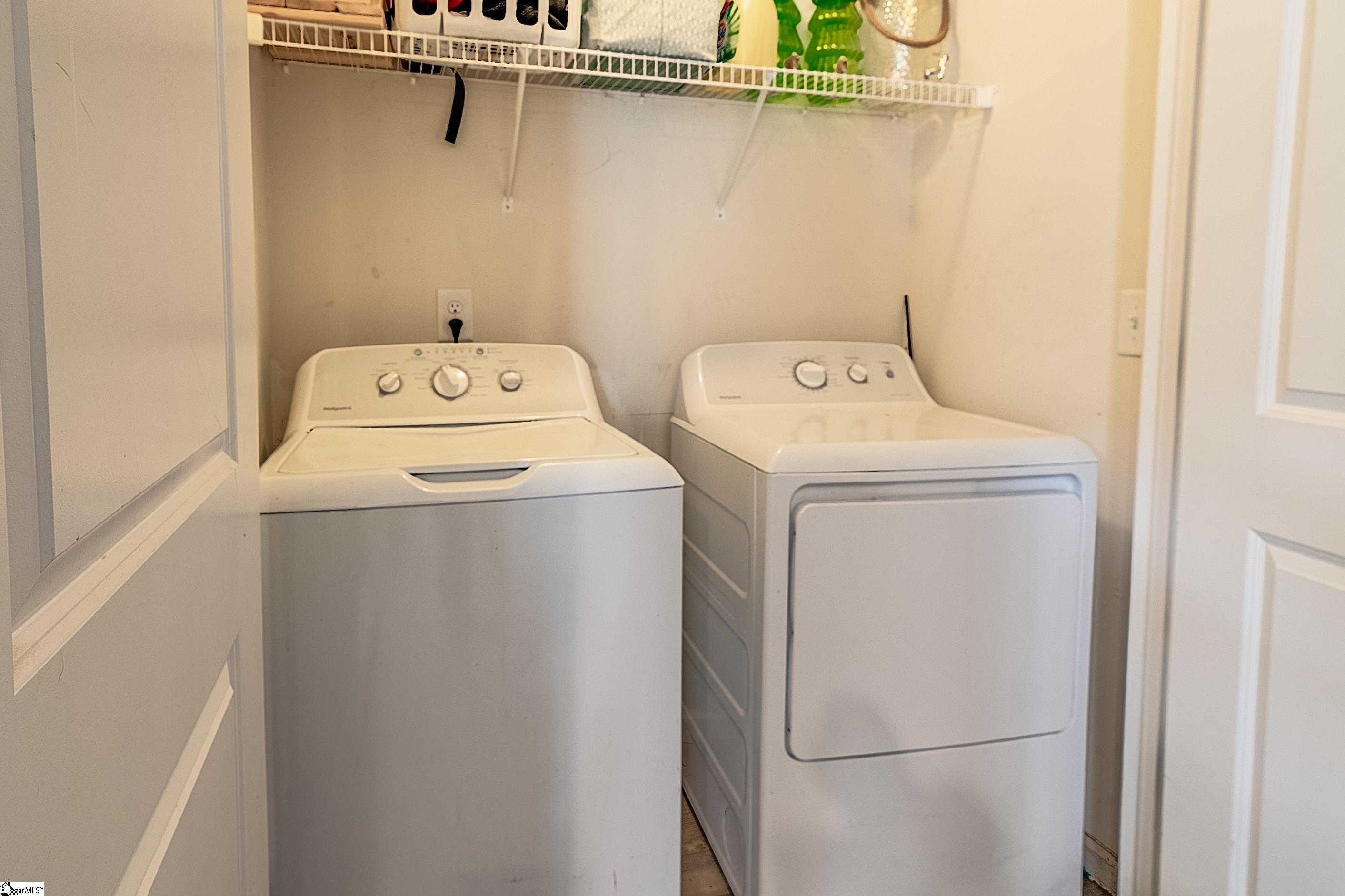 Anderson, South Carolina 29624, United States, 3 Bedrooms Bedrooms, ,3 BathroomsBathrooms,Residential,Active,246966