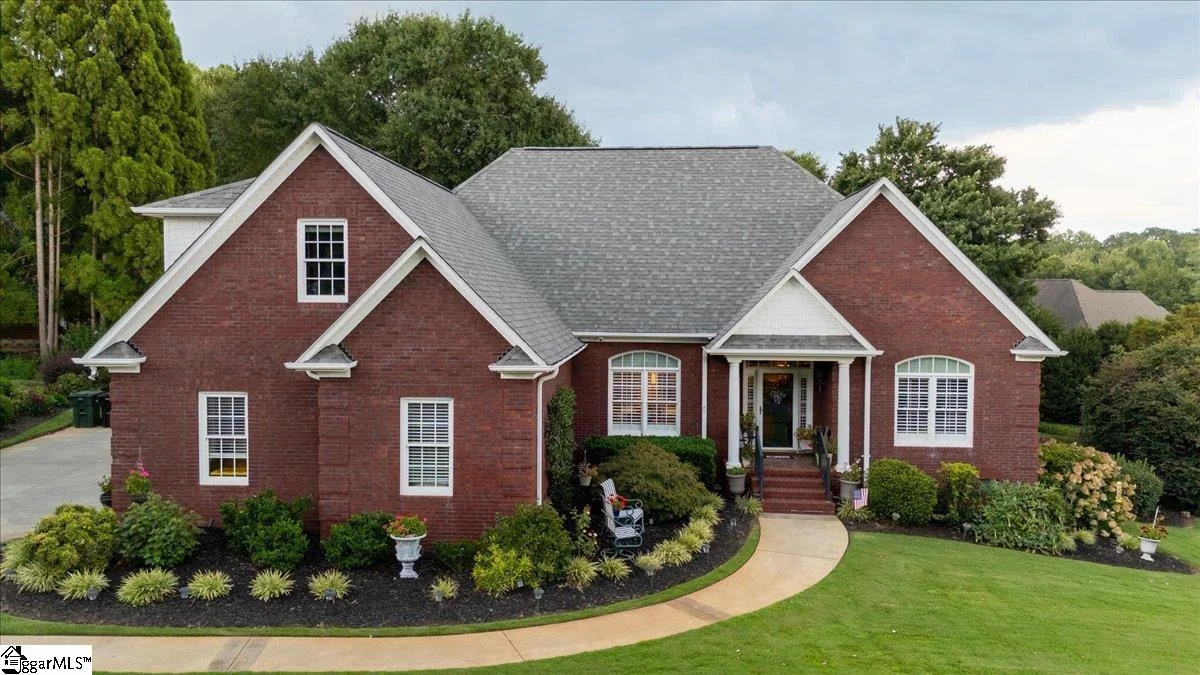 106 Carson Court