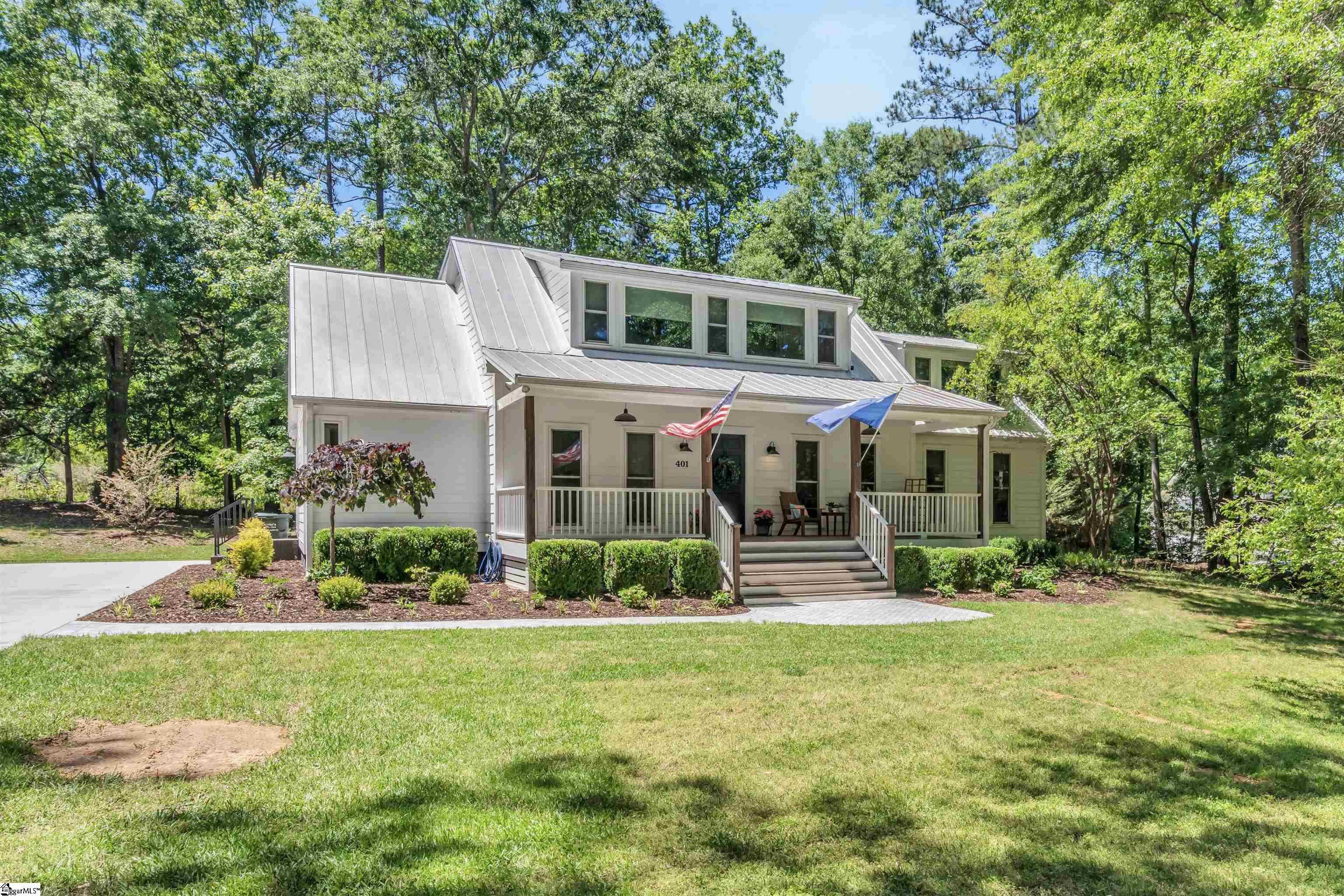 401 Tracy Trail