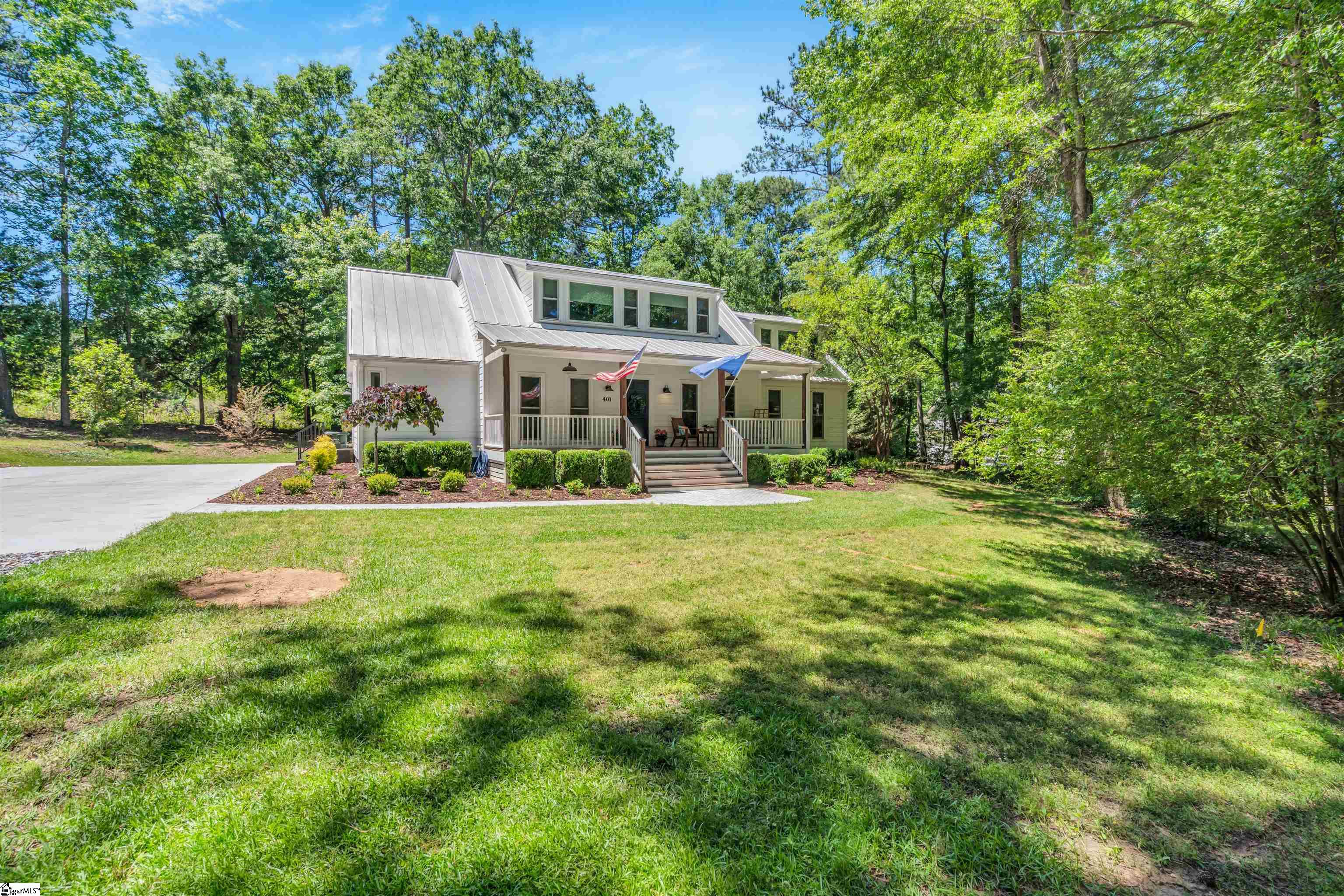 401 Tracy Trail