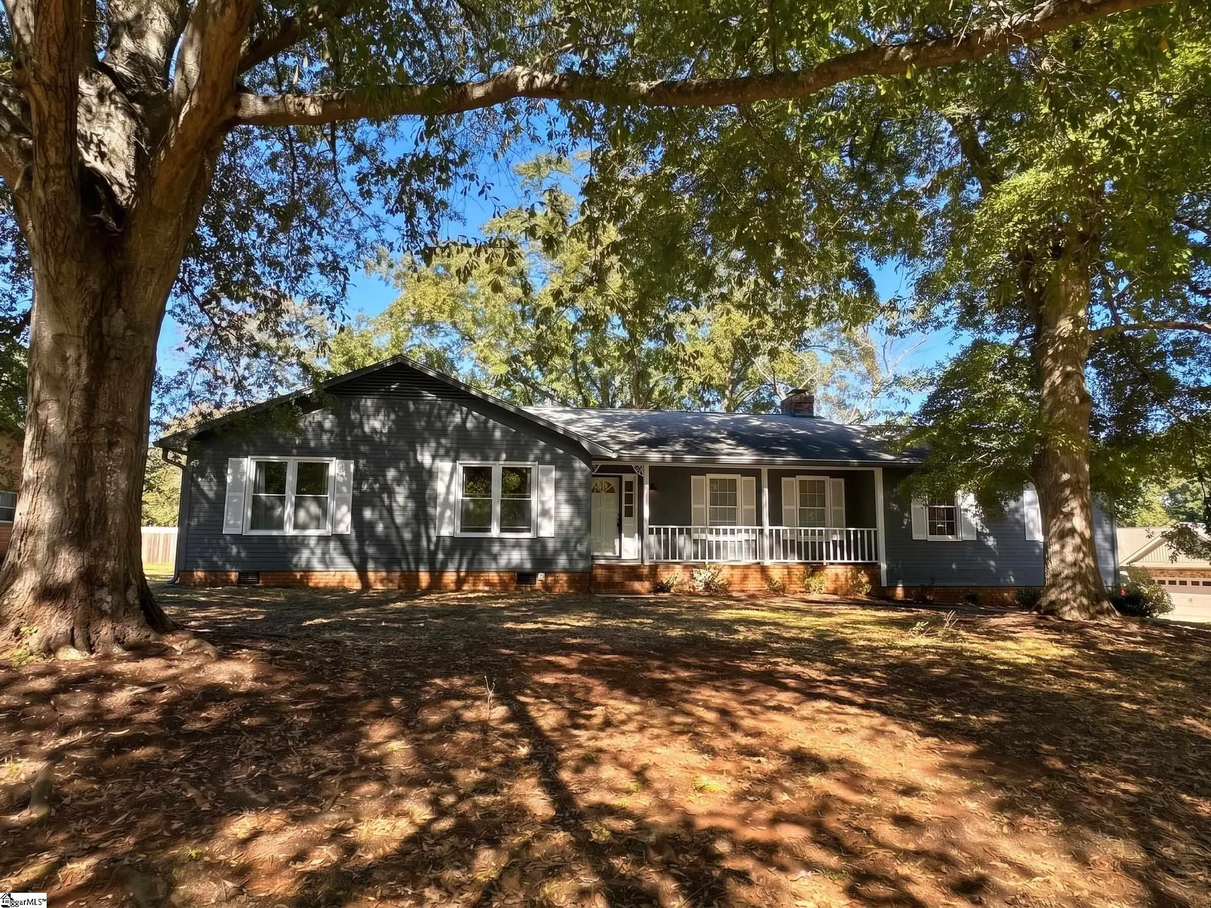 207 Laurelwood Drive