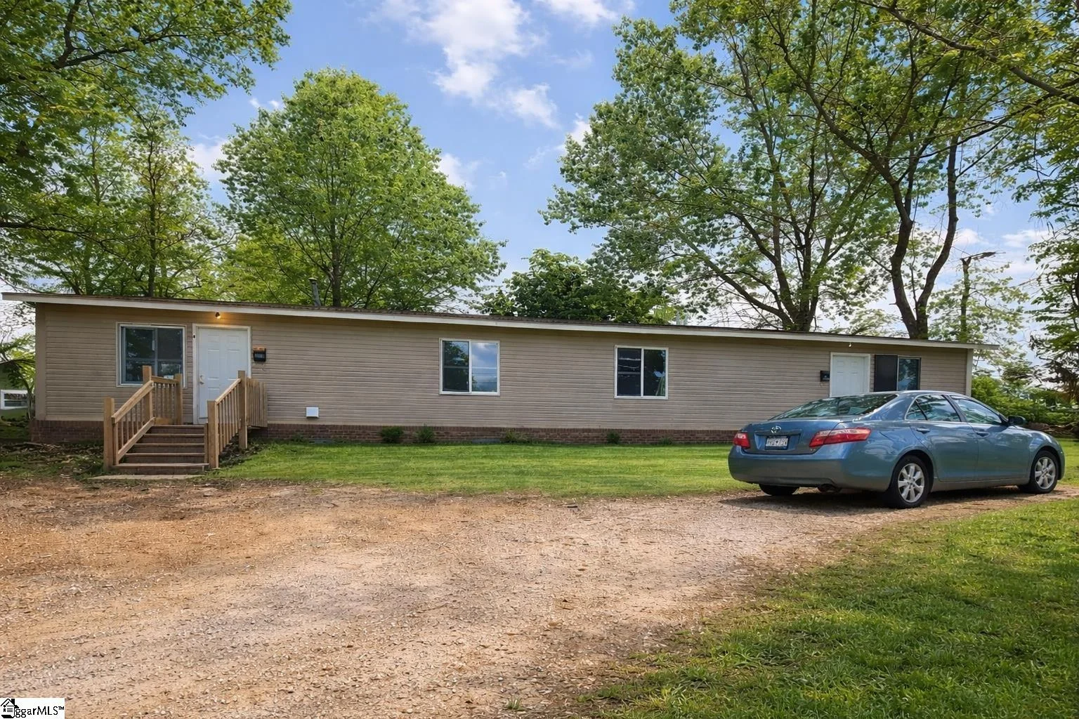 802 Kings Court, Greenwood, SC, 29646