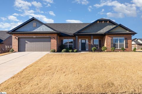 Photo of 2 Moonlight Lane, Greenville, SC 29605 (MLS # 1575038)