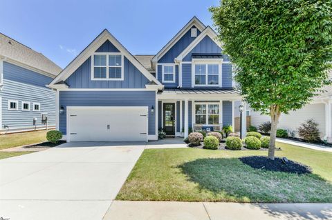 Photo of 563 Backacre Court, Greer, SC 29651 (MLS # 1592958)