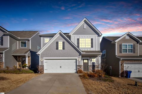 121 Magnolia Street Reidville SC 29388