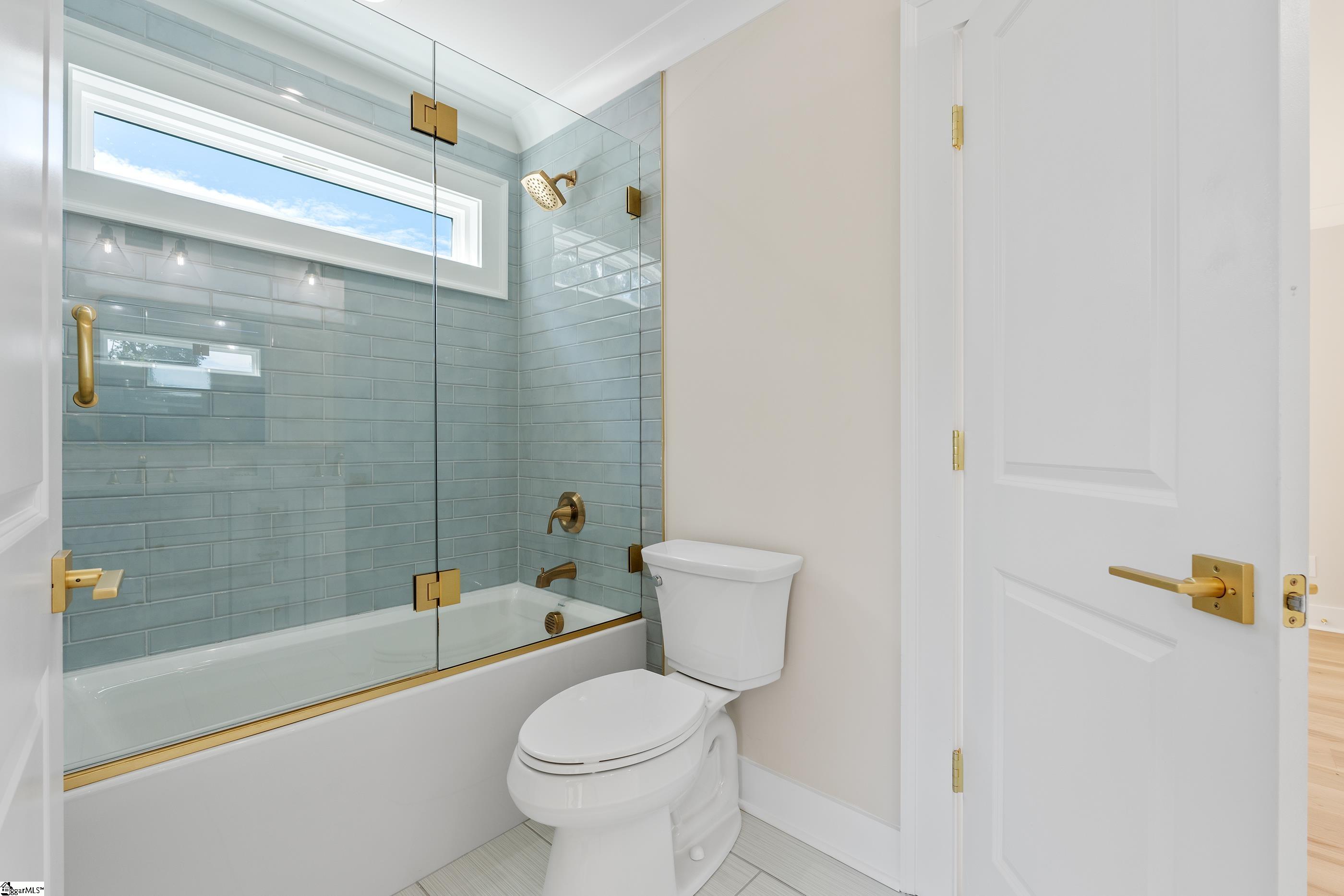 Greenville, South Carolina 29601, United States, 4 Bedrooms Bedrooms, ,4 BathroomsBathrooms,Residential,Active,221513