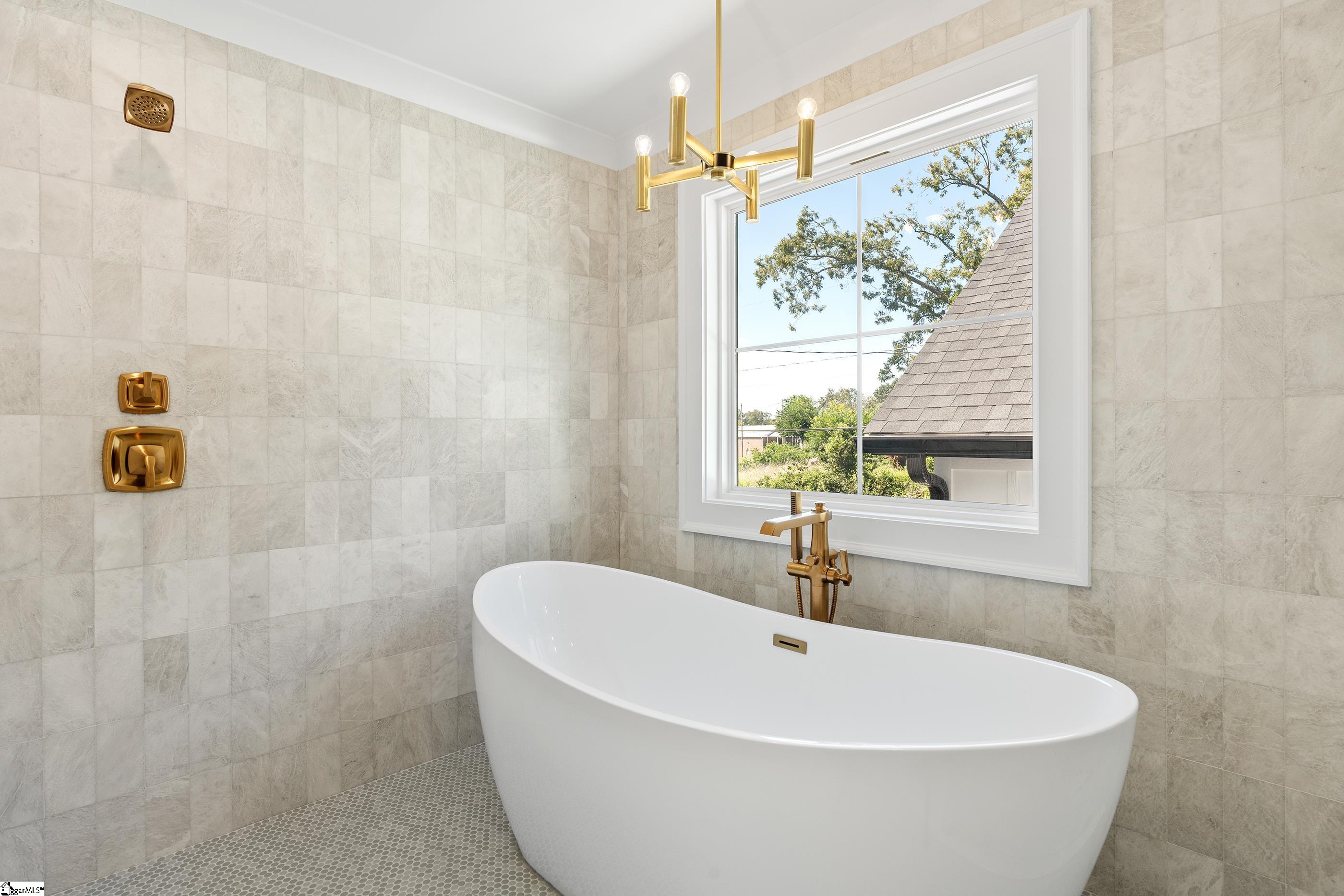 Greenville, South Carolina 29601, United States, 4 Bedrooms Bedrooms, ,4 BathroomsBathrooms,Residential,Active,221513